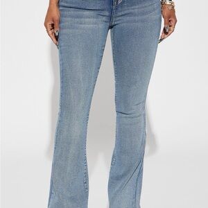 Sculpting Stretch Flare Jeans - Booty Lifting